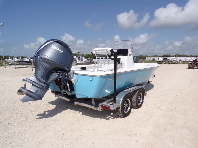 Slide: The Image of Tidewater 2110 Bay Max 2025 - 9