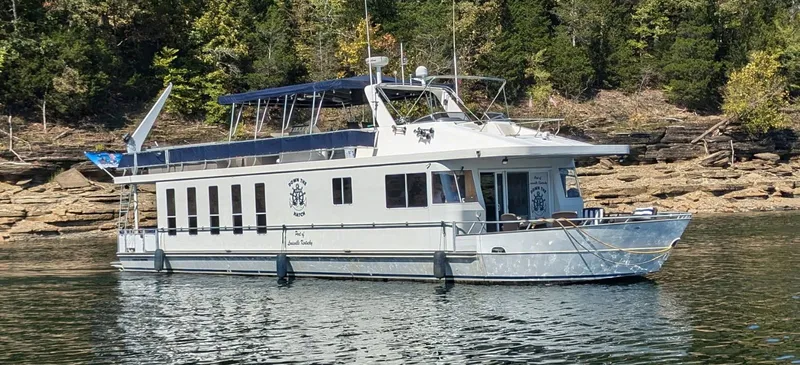 The Image of Monticello 70 River Yacht 2007 - 0