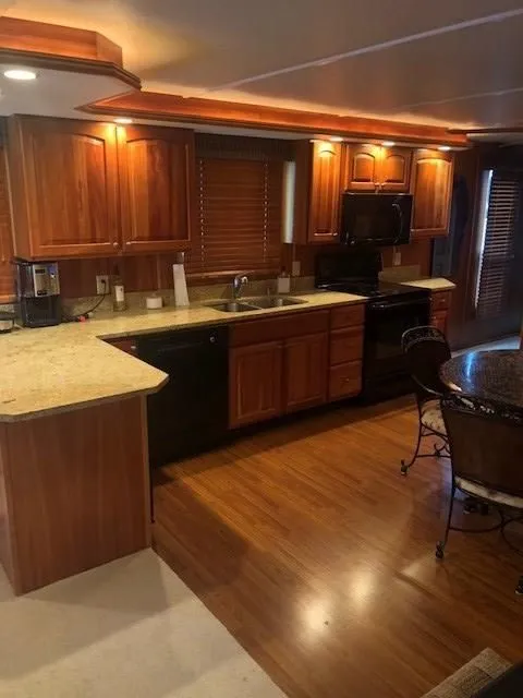 Slide: The Image of Monticello 70 River Yacht 2007 - 13