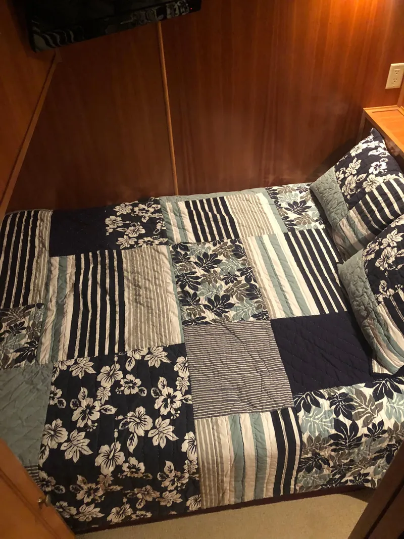 Slide: The Image of Monticello 70 River Yacht 2007 - 17