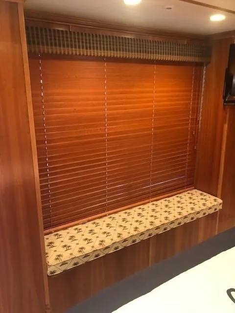 Slide: The Image of Monticello 70 River Yacht 2007 - 21