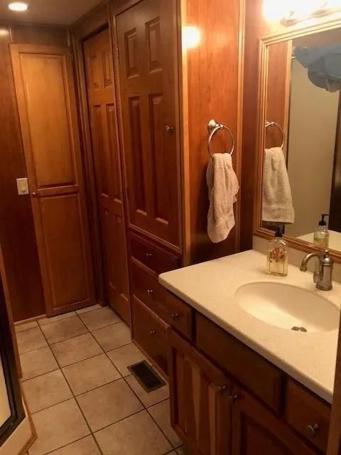 Slide: The Image of Monticello 70 River Yacht 2007 - 29