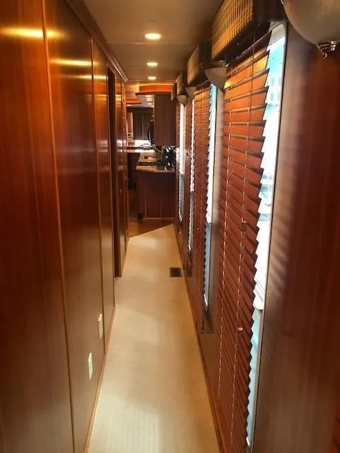 Slide: The Image of Monticello 70 River Yacht 2007 - 33