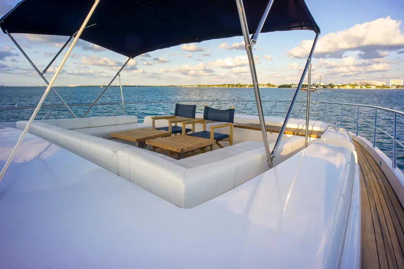 Slide: The Image of Luxury seating area on 2006 Azimut 98 Leonardo yacht with ocean view. - 40