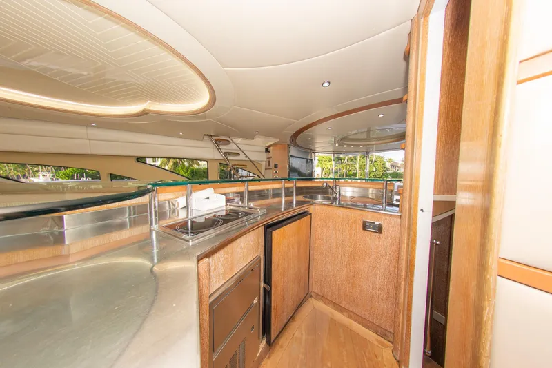 Slide: The Image of Azimut 98 Leonardo 2006 - 64