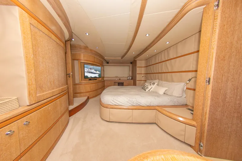 Slide: The Image of Azimut 98 Leonardo 2006 - 79