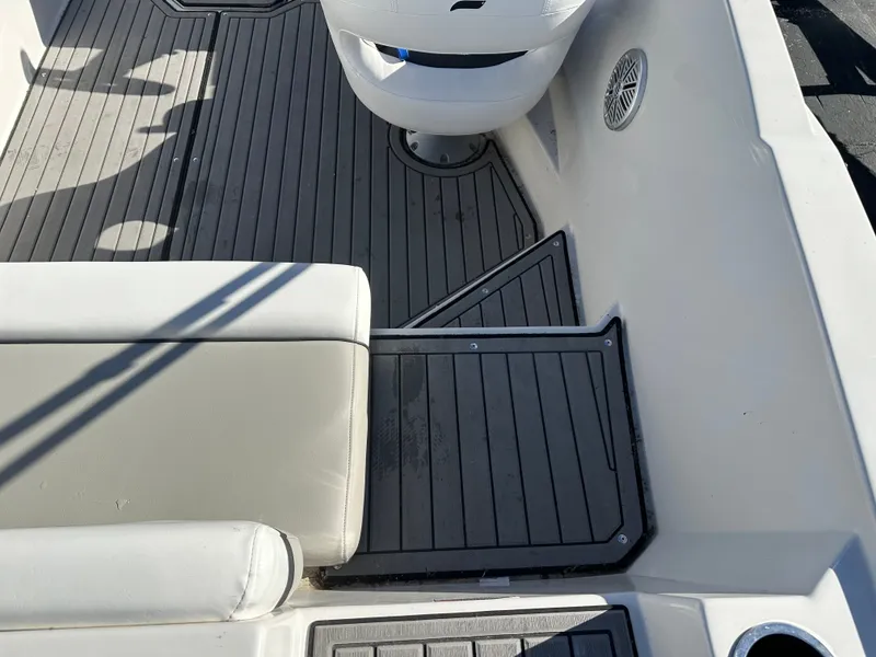 Slide: The Image of Starcraft 211 SVX 2023 - 17