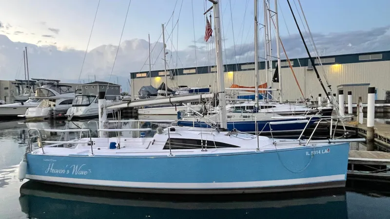 Slide: The Image of Catalina 275 Sport 2021 - 13