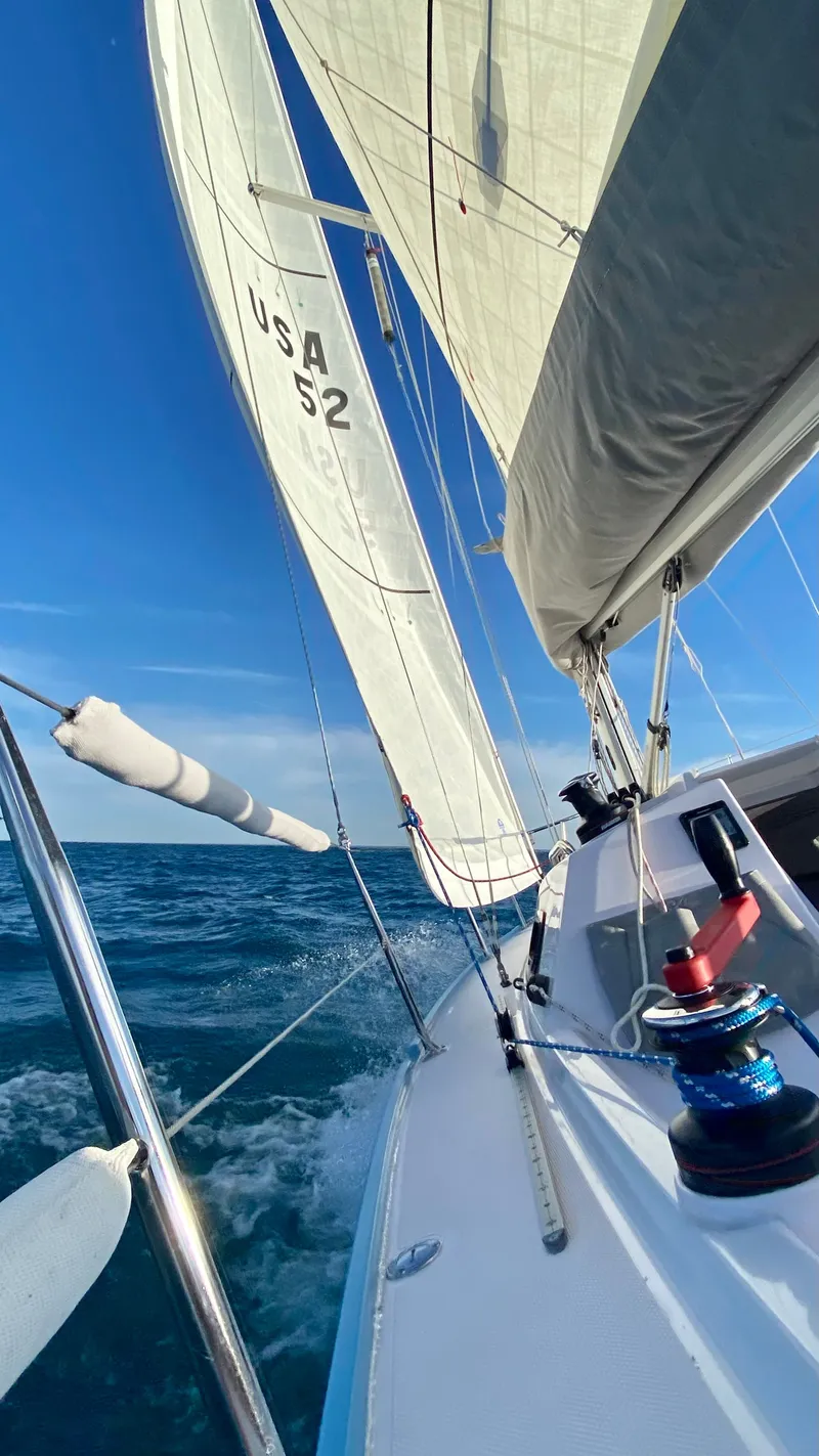 Slide: The Image of Catalina 275 Sport 2021 - 16