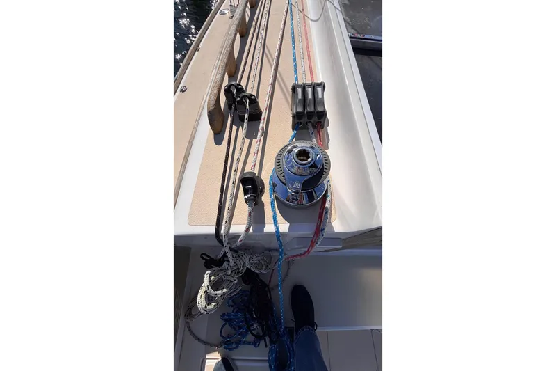 Slide: The Image of Deck view of 2016 Alerion Express 28 sailboat with winch and ropes. - 15