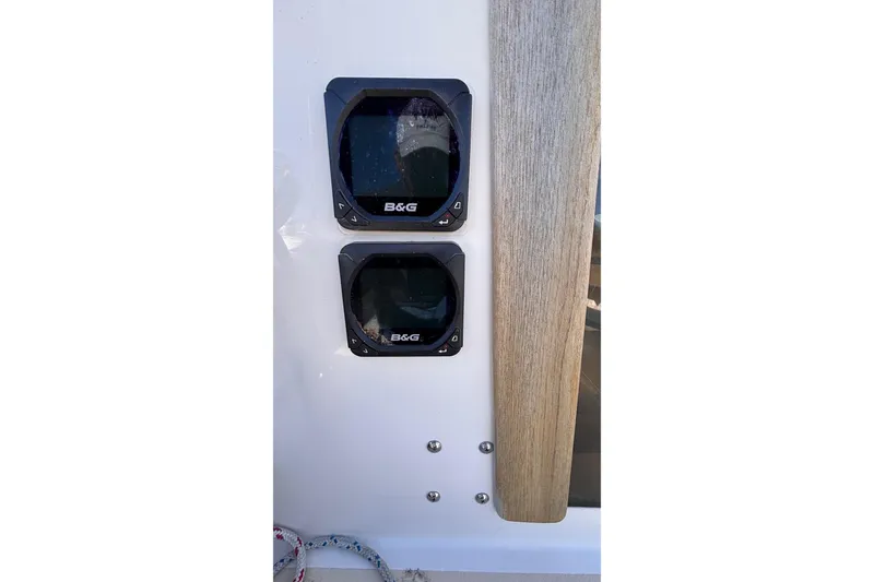 Slide: The Image of B&G marine instruments on 2016 Alerion Express 28 sailboat dashboard. - 21