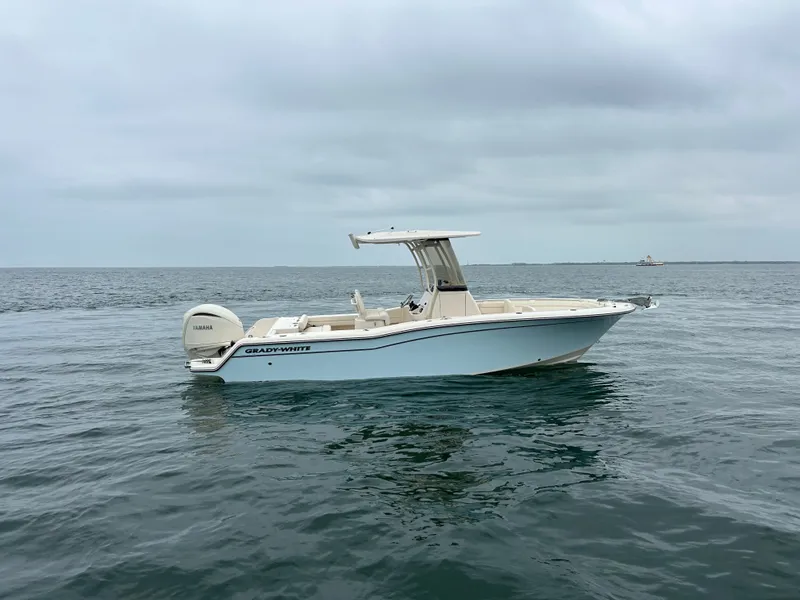 Slide: The Image of Grady-White Fisherman 236 2026 - 7