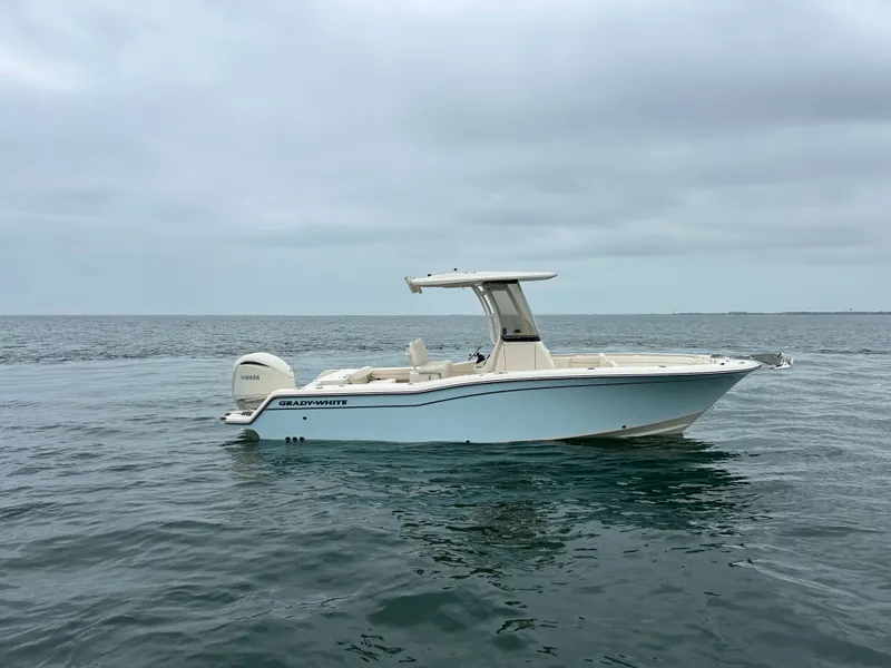 Slide: The Image of Grady-White Fisherman 236 2026 - 9
