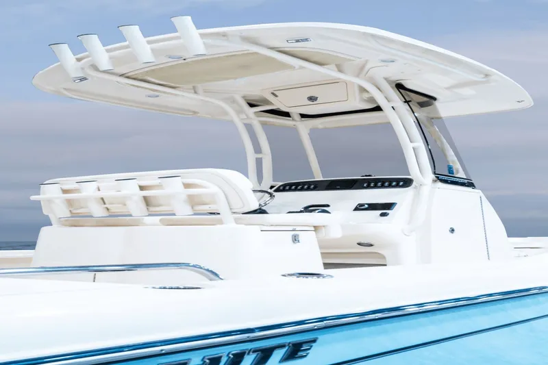 Slide: The Image of Grady-White 251 Coastal Explorer 2026 - 8