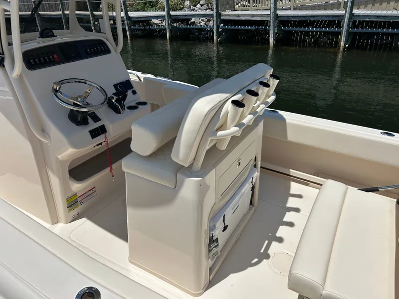 Slide: The Image of Grady-White Fisherman 257 2026 - 10