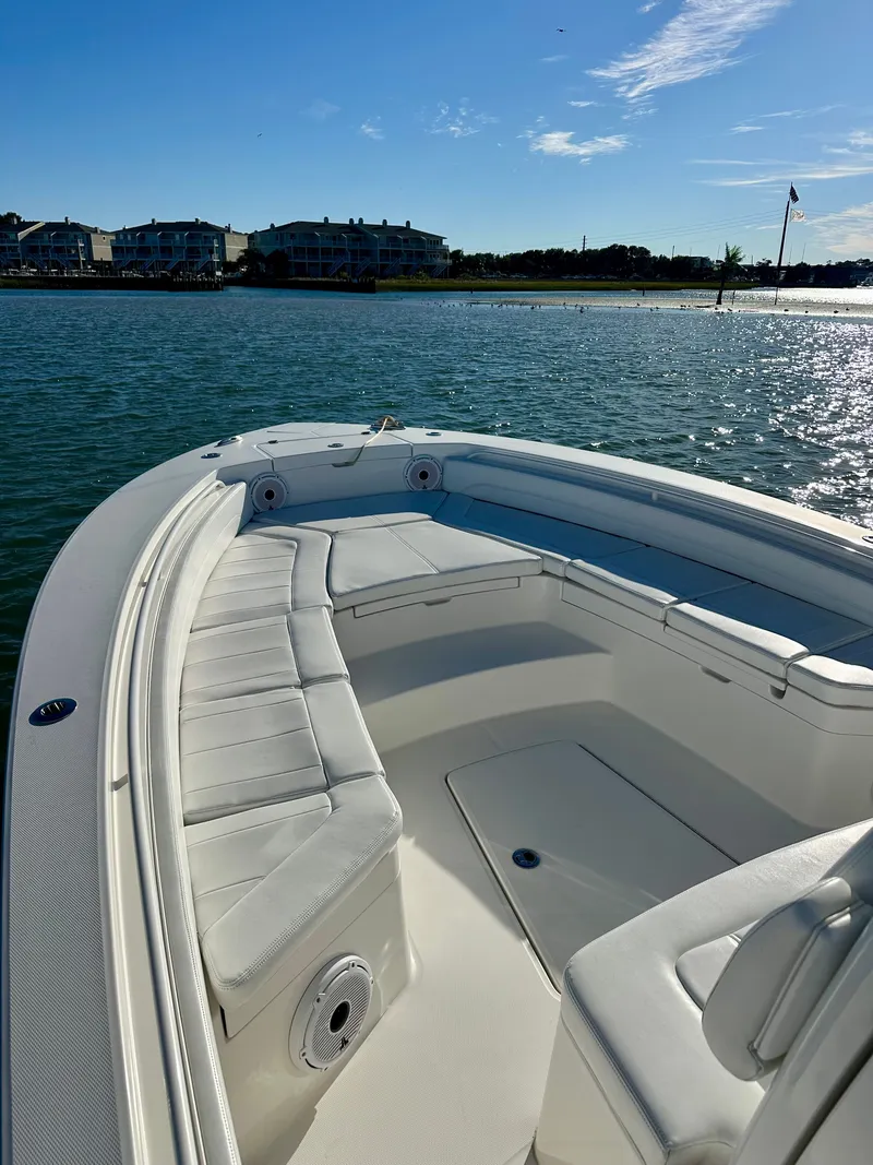 Slide: The Image of Regulator Marine 26XO 2020 - 10