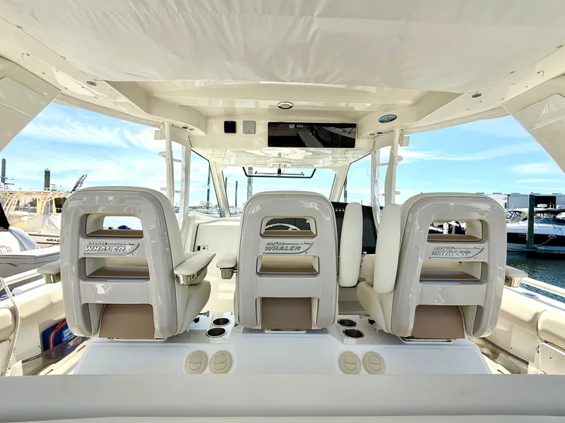 Slide: The Image of Boston Whaler 420 Outrage 2017 - 12