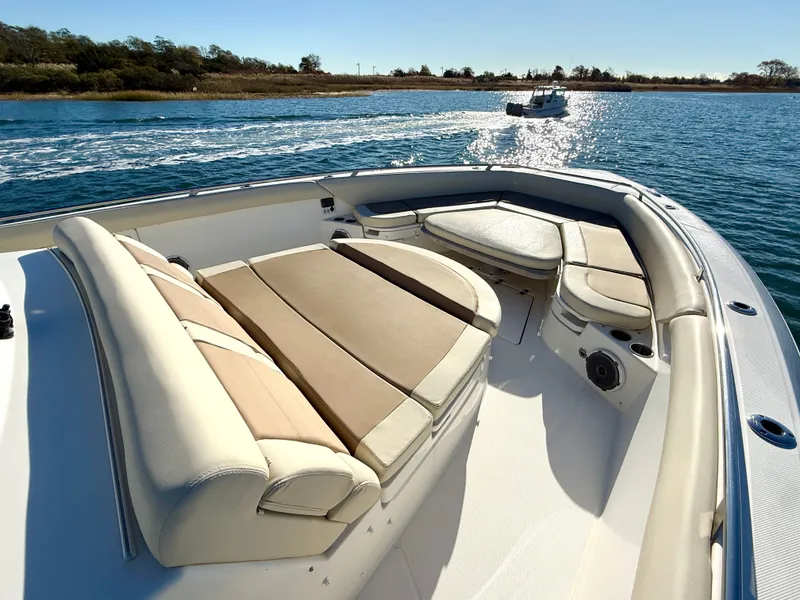 Slide: The Image of Boston Whaler 420 Outrage 2017 - 32