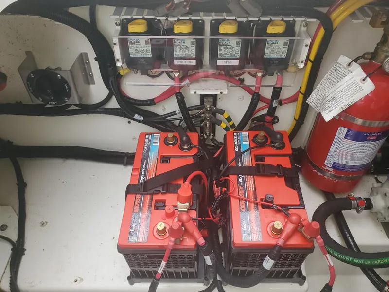 Slide: The Image of Boston Whaler 420 Outrage 2017 - 42