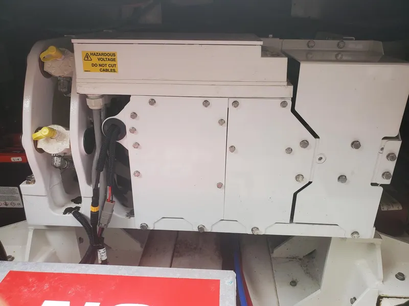 Slide: The Image of Boston Whaler 420 Outrage 2017 - 59