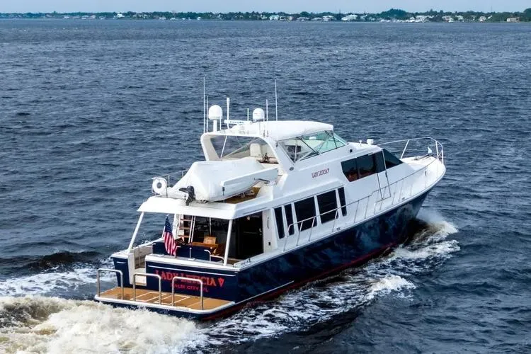 Slide: The Image of 2000 Pacific Mariner 65 Motoryacht cruising on open water. - 32