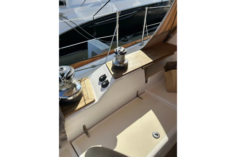 Slide: The Image of Port Primary Power Winch - 13