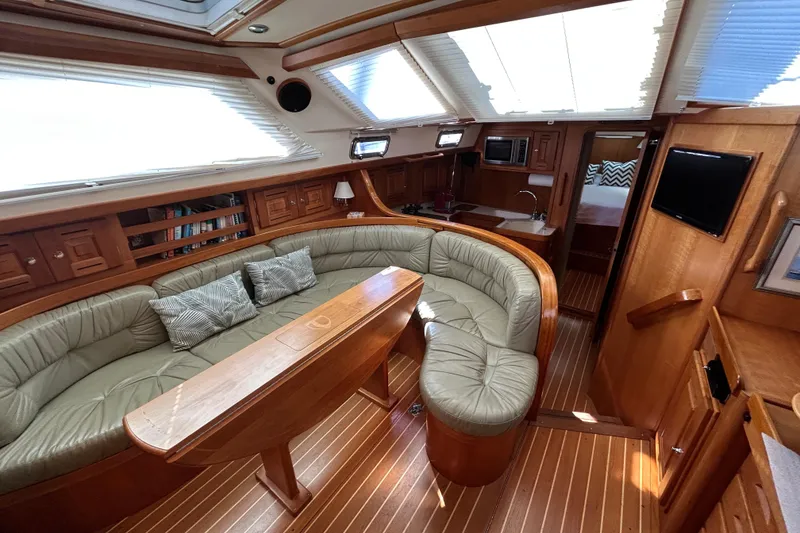 Slide: The Image of Dinette and Salon - 14