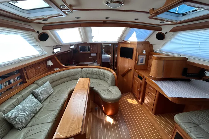 Slide: The Image of Salon Overview - 34