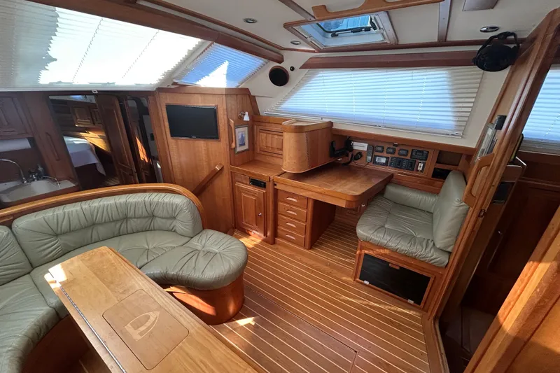 Slide: The Image of Salon Looking Fwd - 37