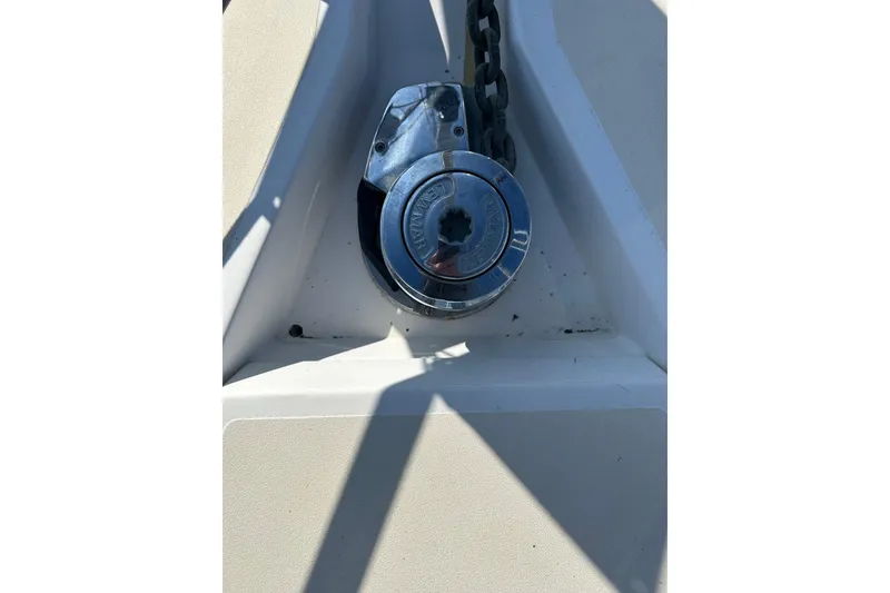 Slide: The Image of Lewmar Windlass - 60