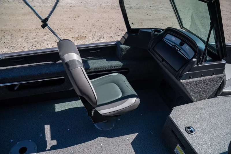 Slide: The Image of Lund 1775 Adventure Sport 2023 - 16