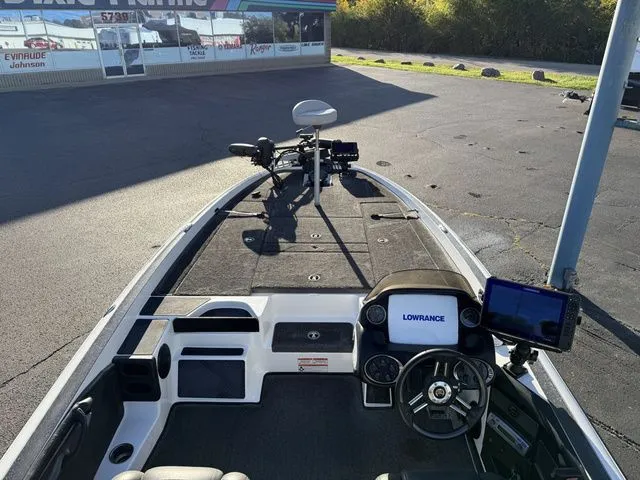 Slide: The Image of Triton 21X3 Pro 2009 - 4