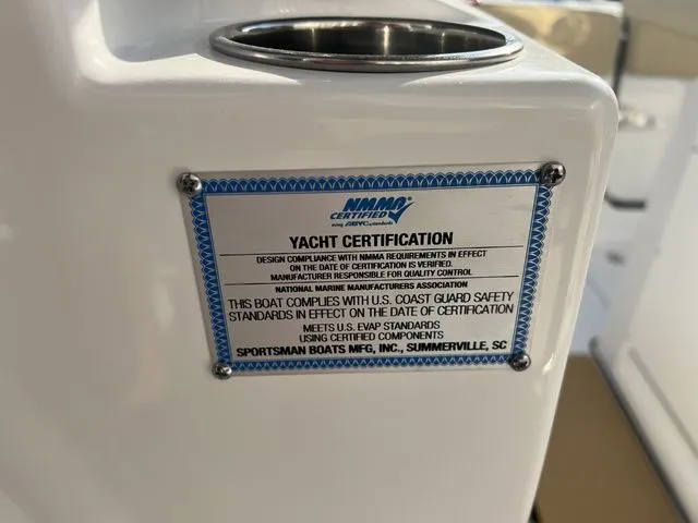 Slide: The Image of Sportsman Heritage 261 Center Console 2026 - 12