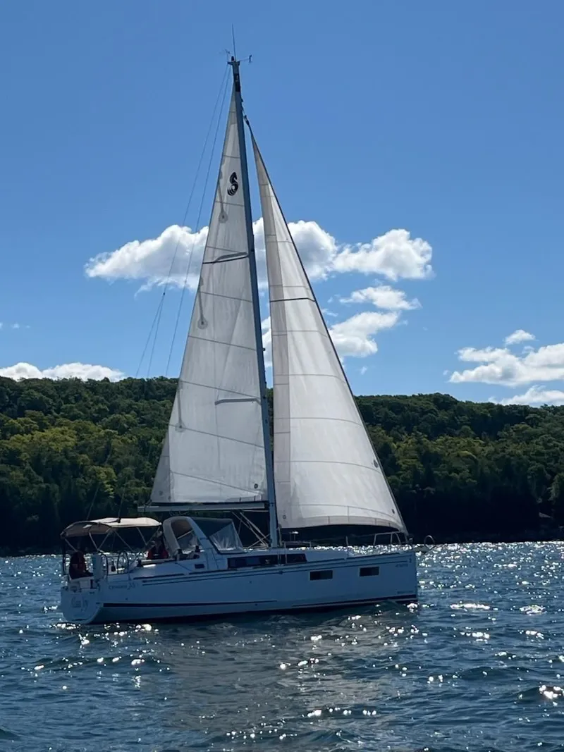 The Image of Beneteau Oceanis 35.1 2018 - 0