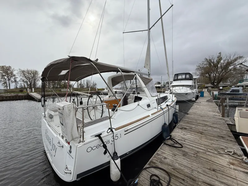 Slide: The Image of Beneteau Oceanis 35.1 2018 - 3