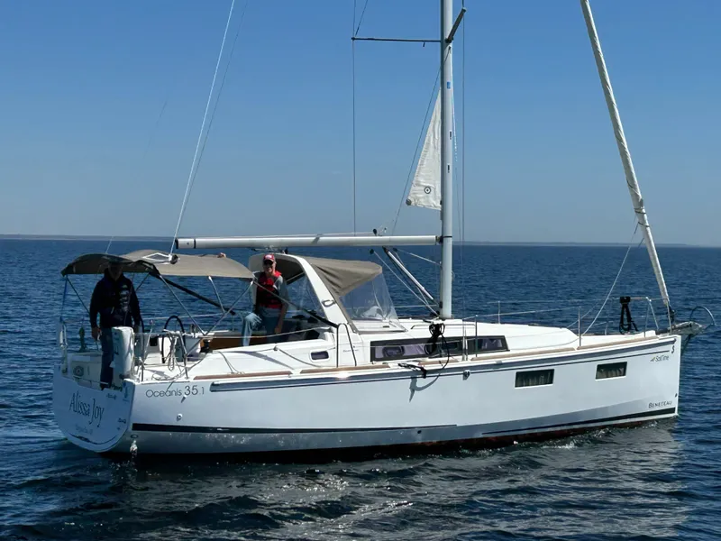 Slide: The Image of Beneteau Oceanis 35.1 2018 - 31