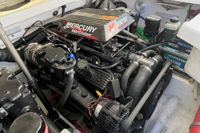 Slide: The Image of Engine of a 2000 Formula 280 Sun Sport boat with Mercury MerCruiser 350 MAG MPI. - 26