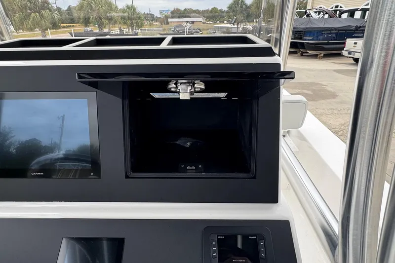 Slide: The Image of Bay Rider 2260 FS 2026 - 18