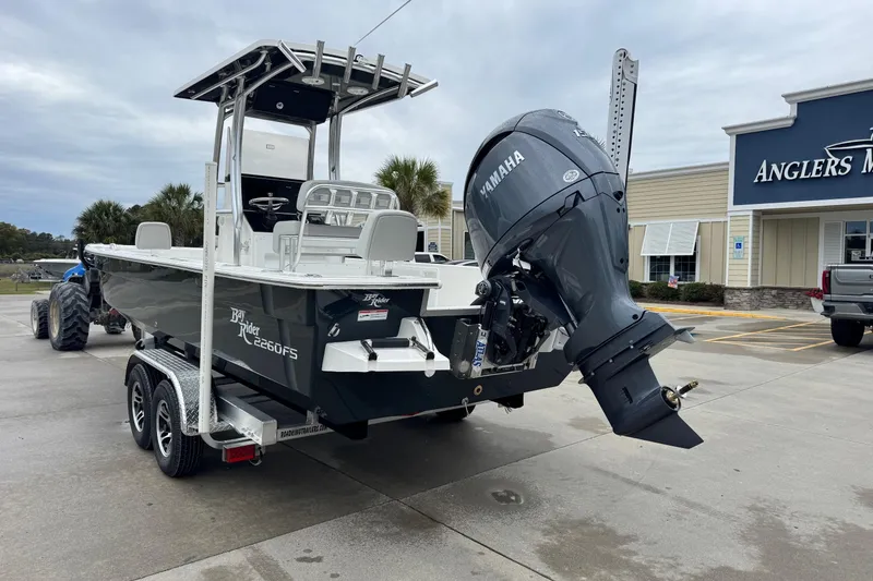 Slide: The Image of Bay Rider 2260 FS 2026 - 4