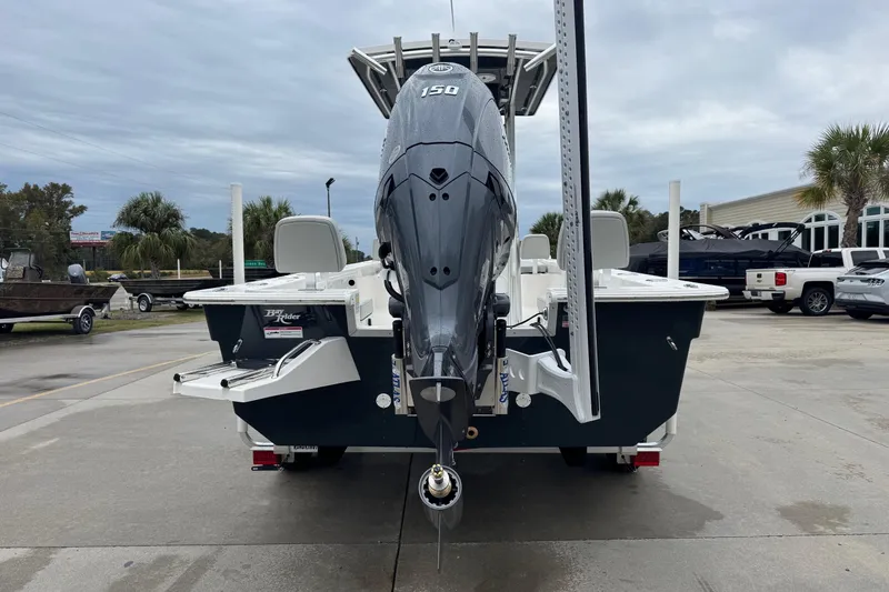 Slide: The Image of Bay Rider 2260 FS 2026 - 5