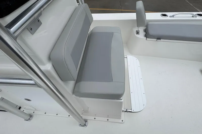 Slide: The Image of Bay Rider 2260 FS 2026 - 7