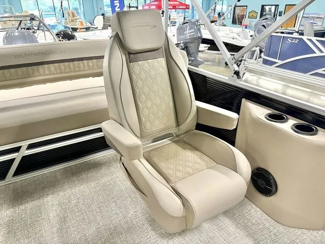 Slide: The Image of Bennington S Swingback 22 SSB 2026 - 3