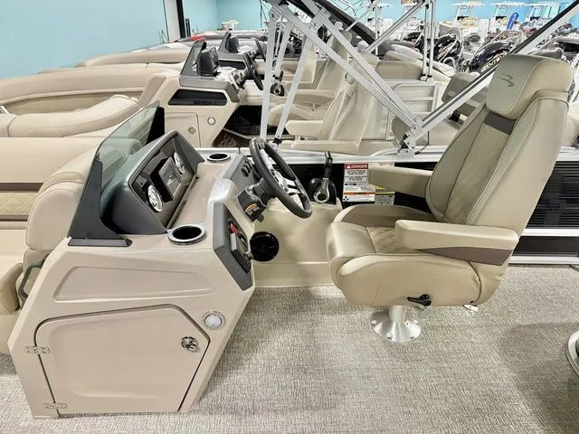 Slide: The Image of Bennington S Swingback 22 SSB 2026 - 4