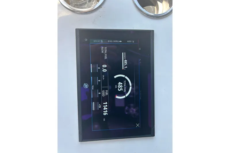 Slide: The Image of Display screen on 2016 SeaHunter 39 Tournament showing fuel and engine data. - 37
