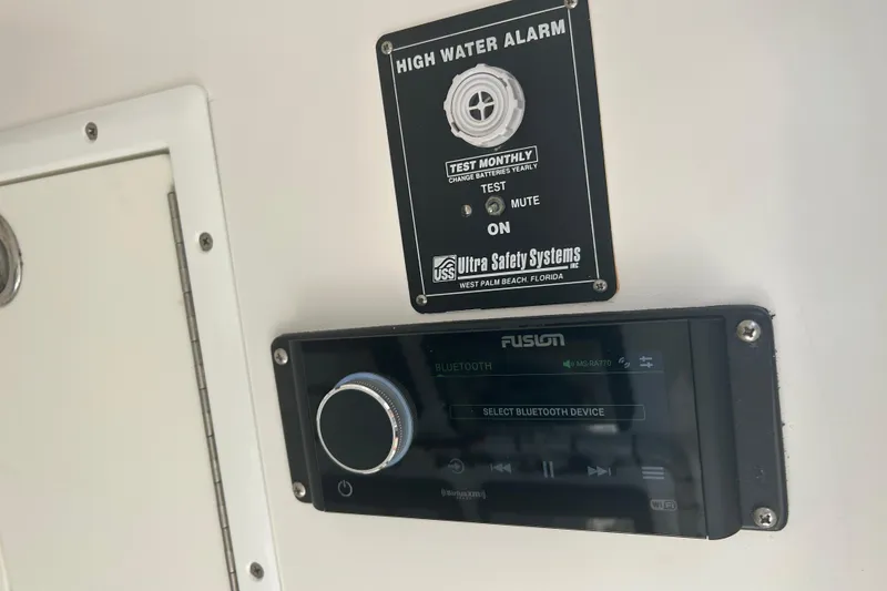 Slide: The Image of High water alarm and Fusion Bluetooth device on 2016 SeaHunter 39 Tournament boat. - 39