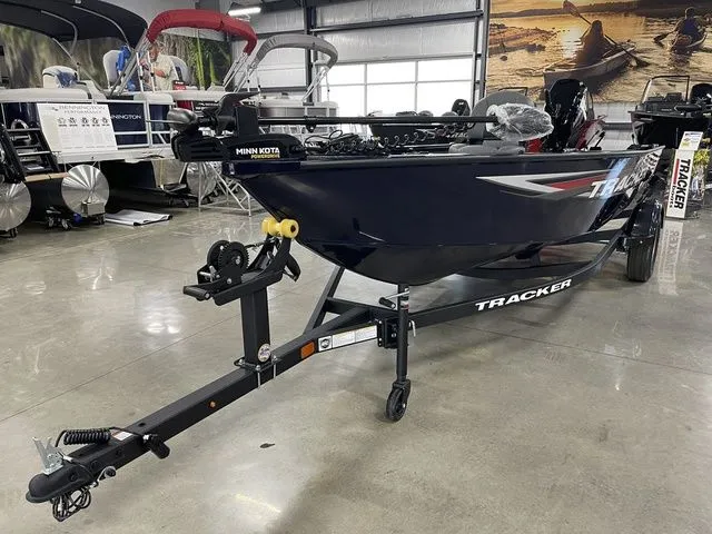 Slide: The Image of Tracker Super Guide V 16 T 2026 - 9