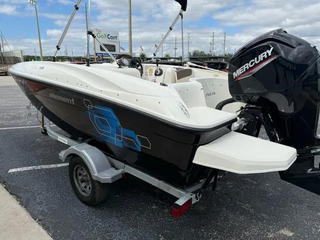 Slide: The Image of Bayliner Element E16 2021 - 8