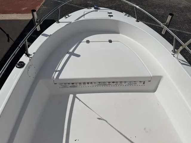 Slide: The Image of Striper Aquasport 165 1998 - 10