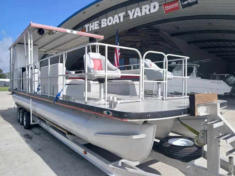 Slide: The Image of Custom 32 Tri Toon 2012 - 19