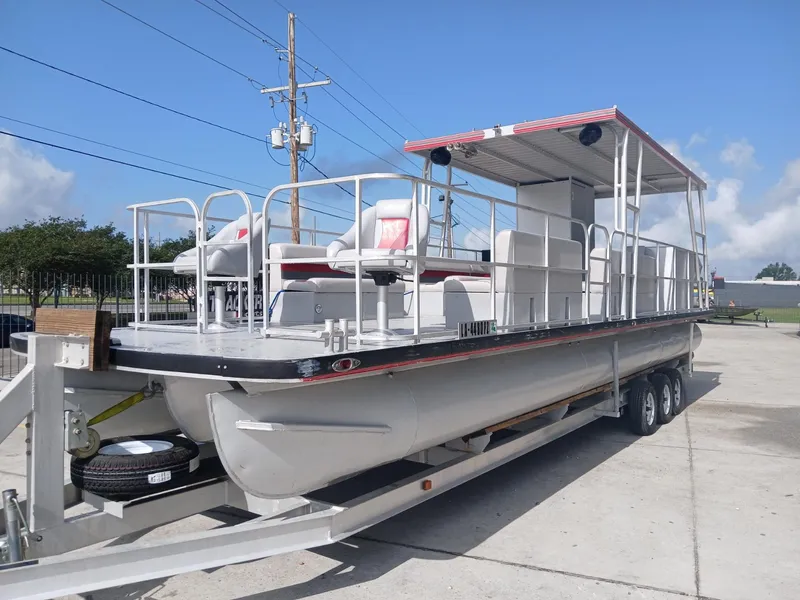 Slide: The Image of Custom 32 Tri Toon 2012 - 20